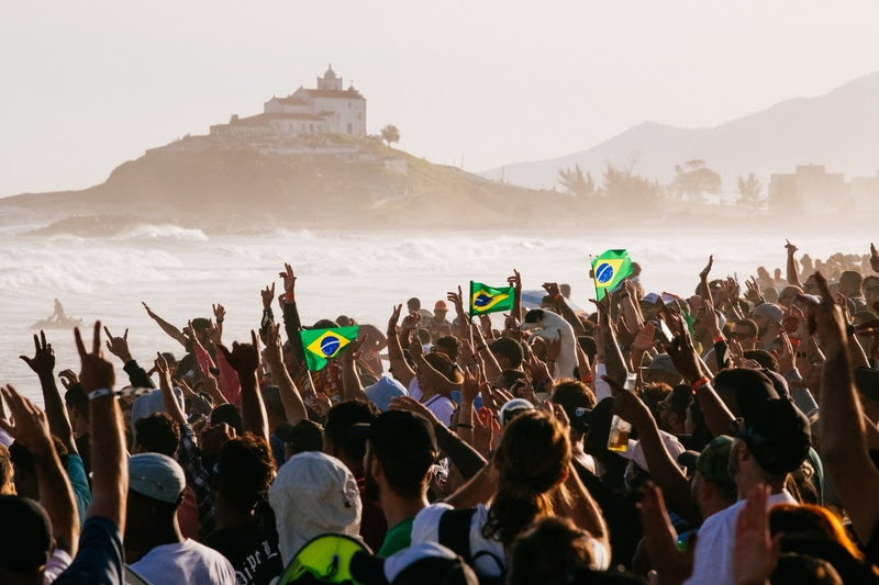 Campeonato Mundial de Surfe forma empreendedores com foco em experiências em gestão de negócios